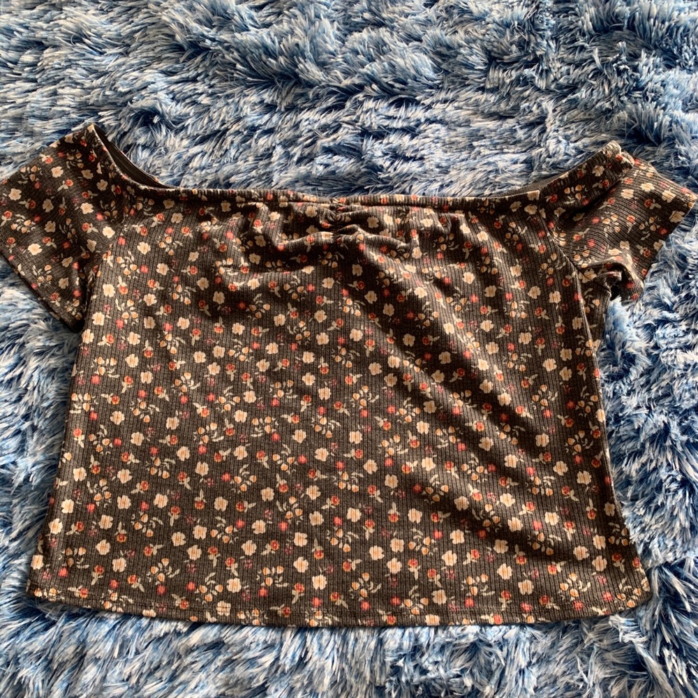 Crop shirt